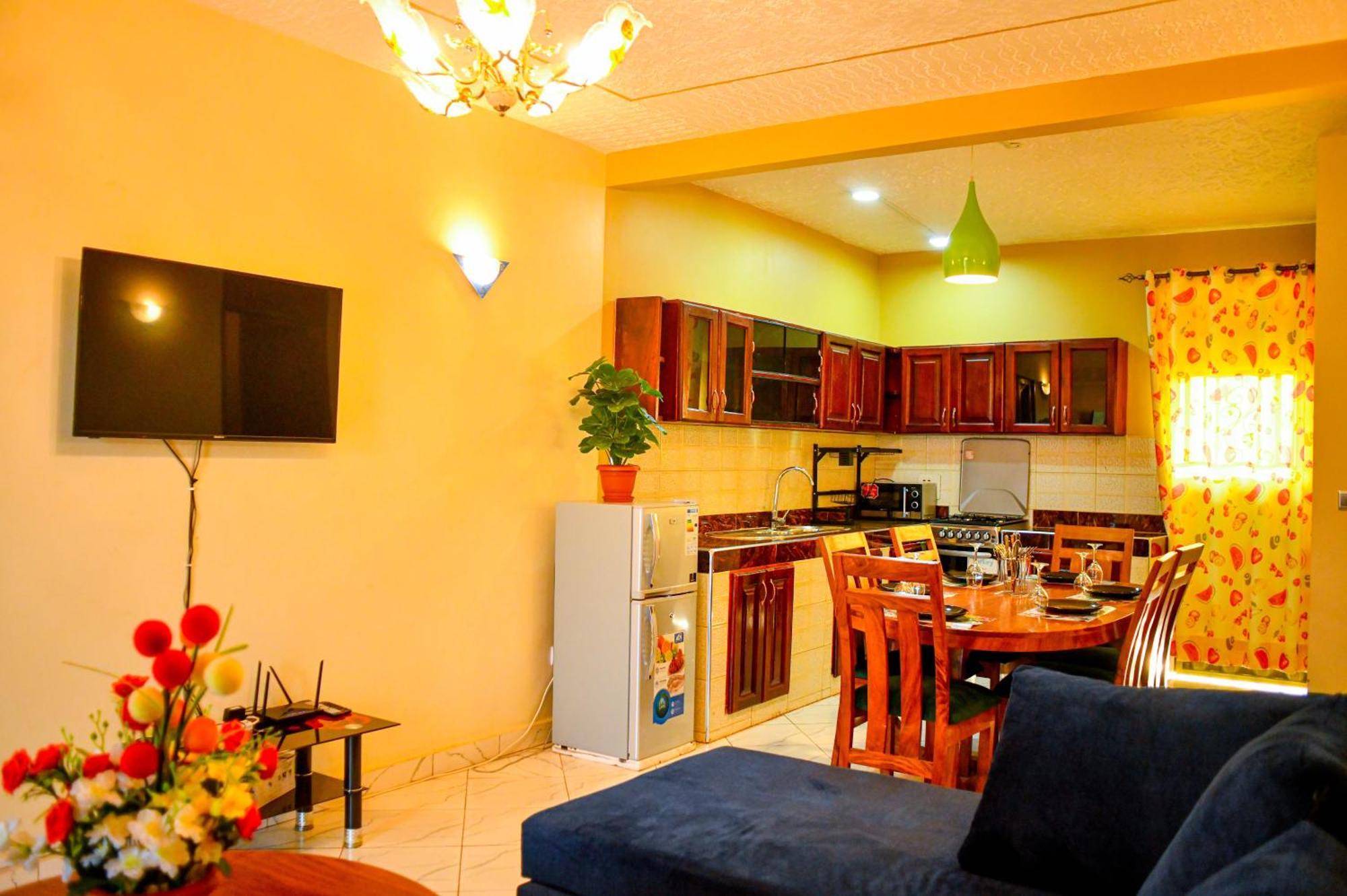 Peace Of Mind Suites Entebbe Exterior foto
